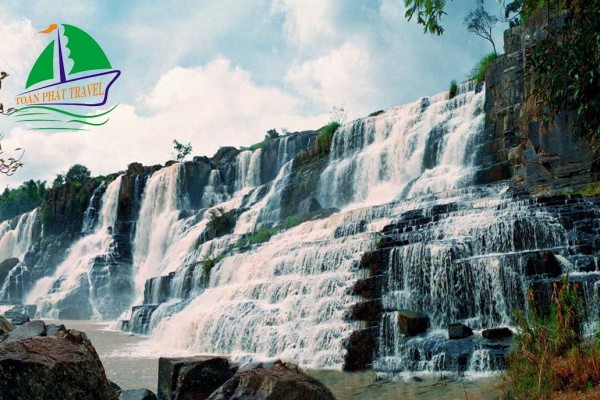 ĐÀ LẠT - XỨ SỞ NGÀN HOA