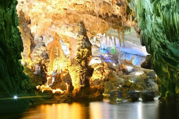 HUẾ - THÁNH ĐỊA LA VANG - ĐỘNG PHONG NHA